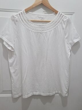 Kim Rogers White Short Sleeve Scoop Neck Top with Crochet Trim XLP